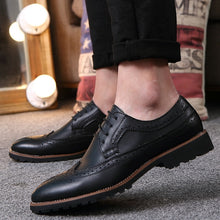 Load image into Gallery viewer, Men&#39;s Dress Shoes Fashion Brogue Floral Pattern Men Formal Shoes